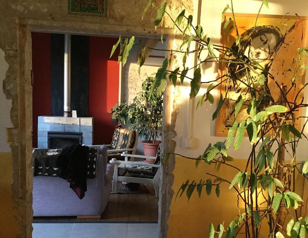 In The Heart Of Artists'S House Hotell Espiens Exteriör bild